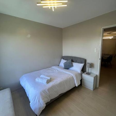 Modern Oasis: Pool + Netflix Daire Manila Dış mekan fotoğraf